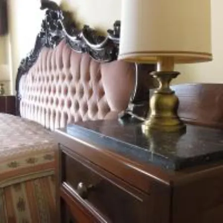 Relais Готель типу 